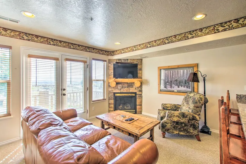 Cozy Eden Condo Retreat < 6 Mi to Ski Resort! - Image 1