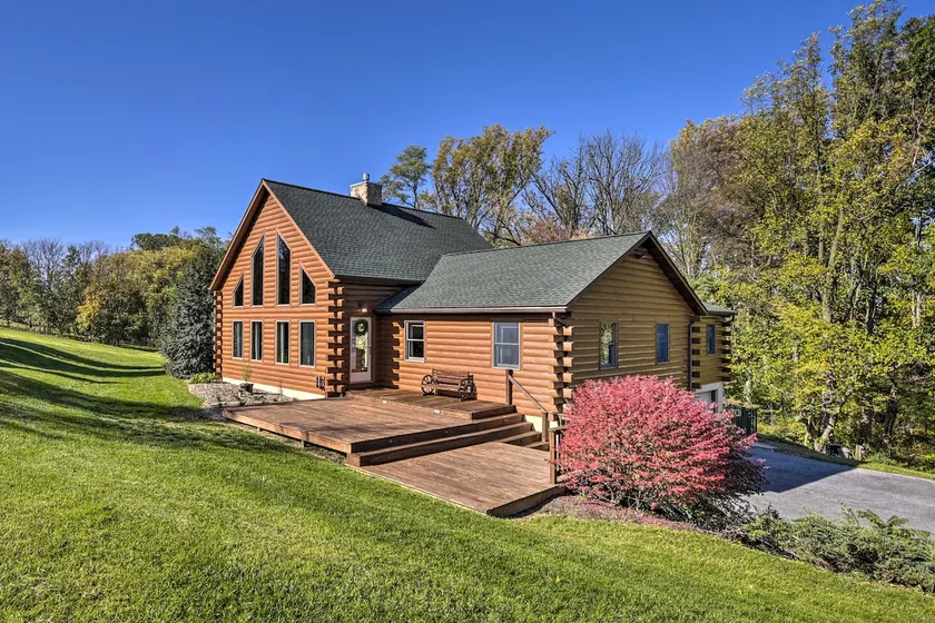 Pool, Games + Sauna: Mount Joy Countryside Cabin - Image 1