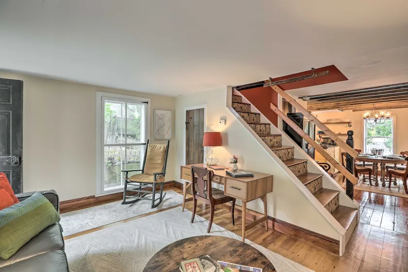 Historic Home in Lambertville: Walk to Bridge - Image 1