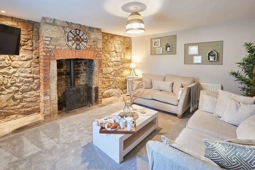 Host & Stay - Sion Hall Cottage - Image 1