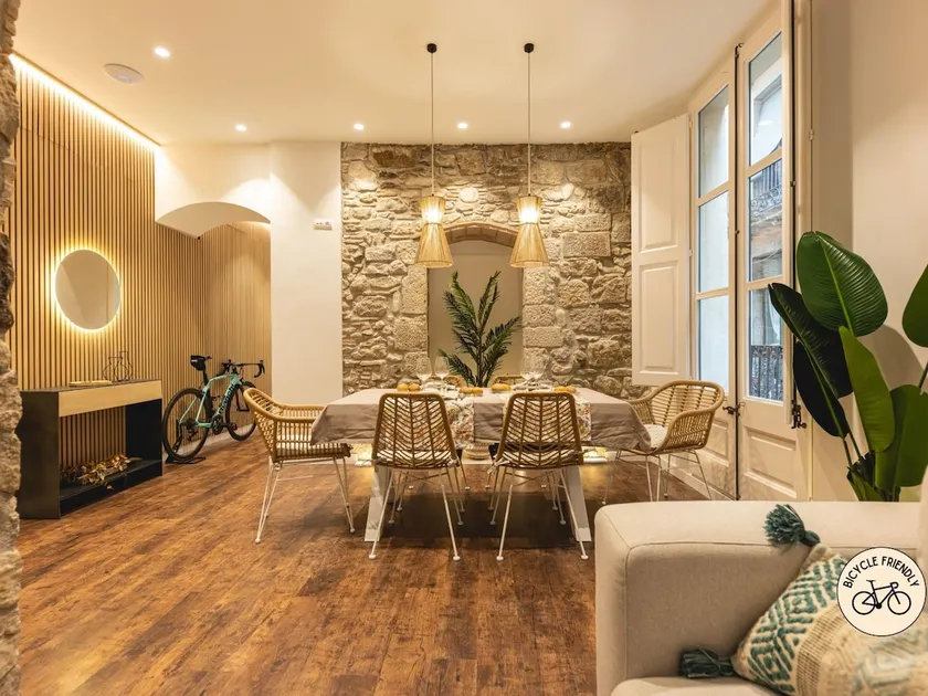 Bravissimo Ferreries, unique 3-bedroom apartment - Image 1