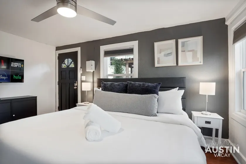 Prime Location w King Accommodations Near Downtown - Image 1