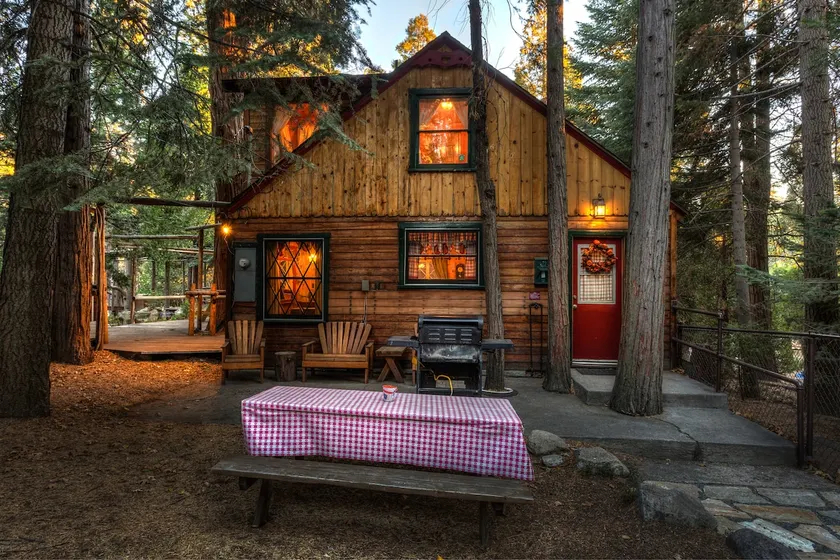 Storybook Cottage @ Pine Rose - Image 1