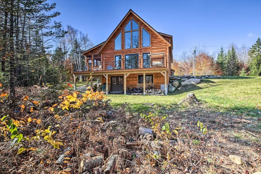 Cozy & Peaceful Waterfront Cabin on Porter Lake! - Image 1