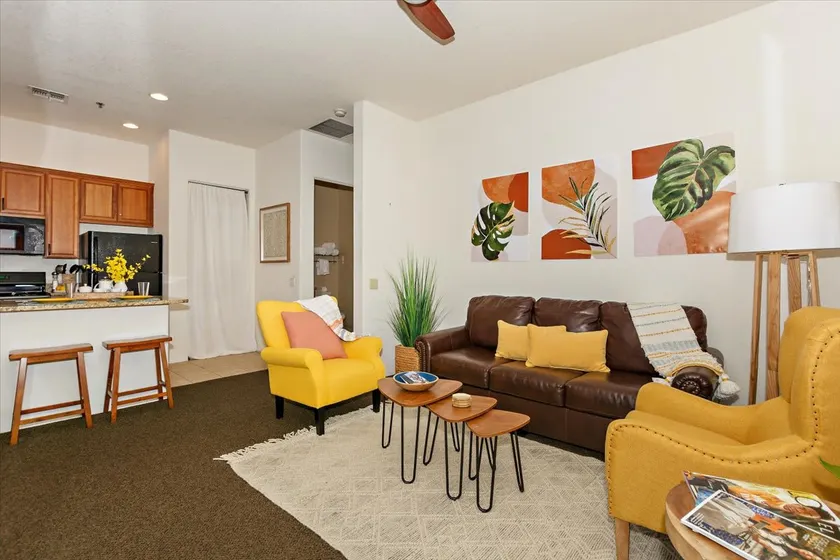CLR111 Upstairs 1 Bedroom Casa Near Old Town LQ - Image 1