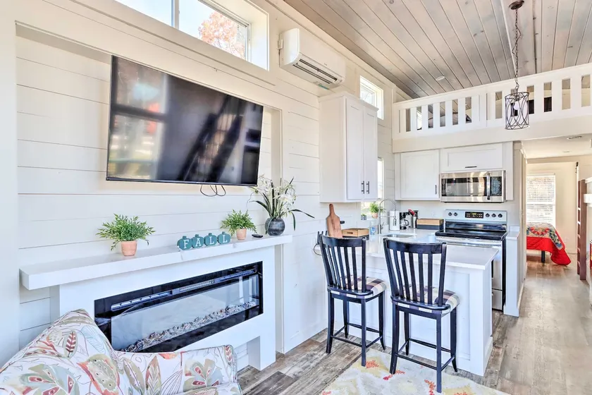 Tiny Home Retreat w/ Fire Pit ~ 3 Mi to Lake! - Image 1