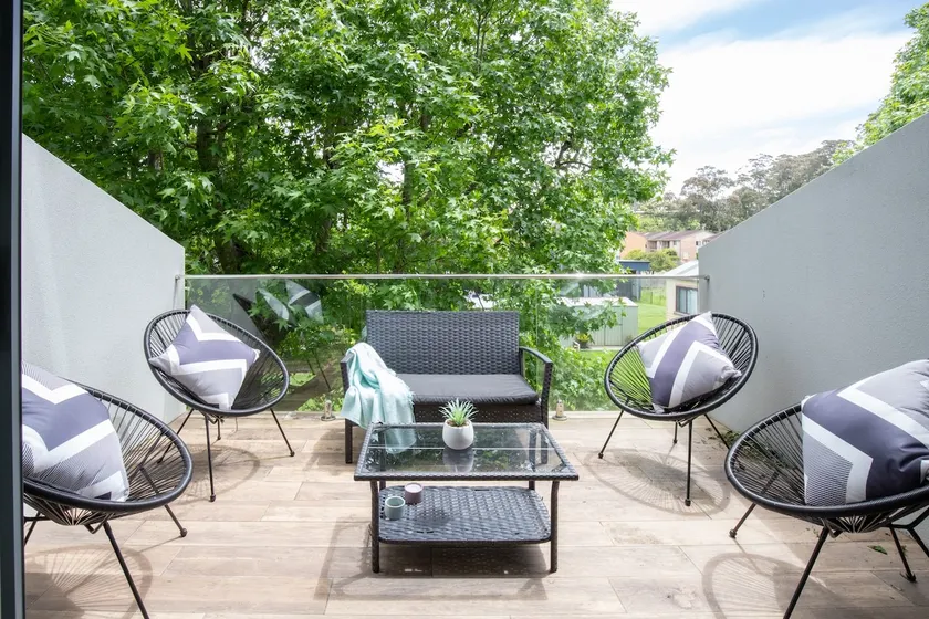 Generous 2-Bed Townhouse With A Private Balcony - Image 1