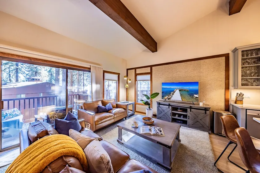 Modern Condo | Private Beach & Decks | Sleeps 6 - Image 1