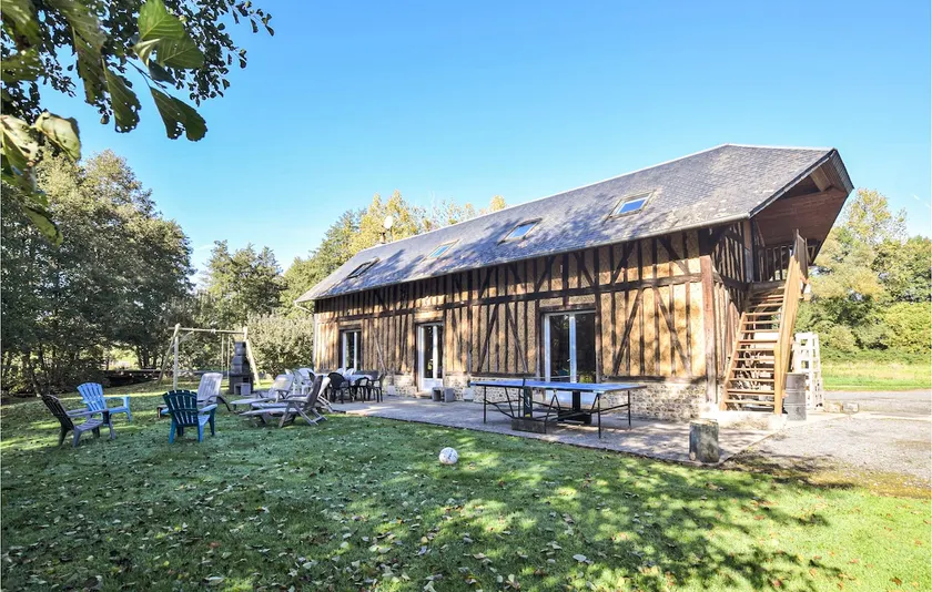 Gorgeous Home In Bonneville-La-Louvet With Wifi - Image 1