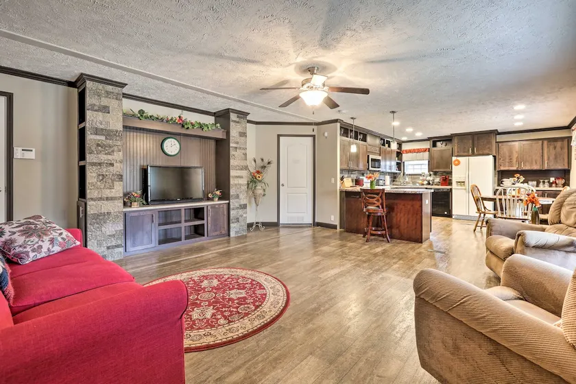 Lovely Sadieville Retreat w/ Deck & Grill! - Image 1