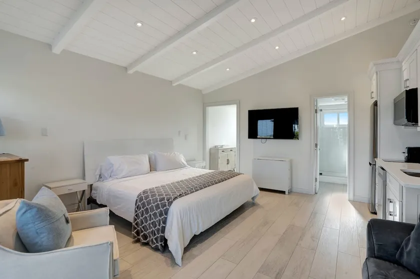 Studio with Dune View, Private Patio (Unit 60) - Image 1