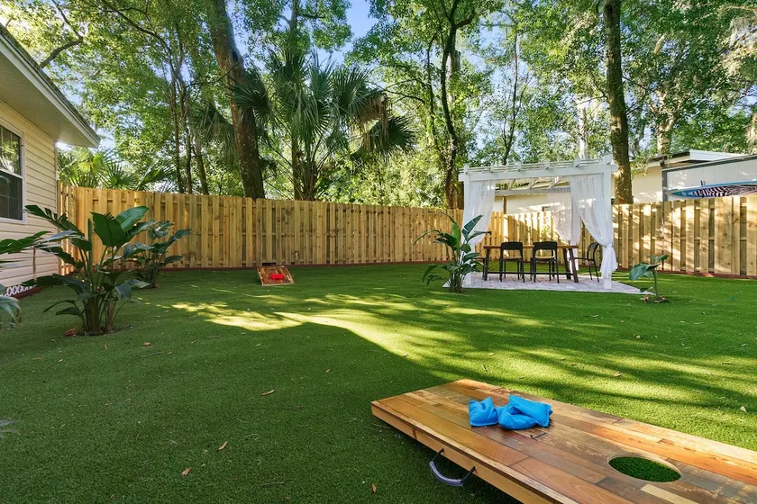 The Garden Cottage - Pet Friendly & 5 Mins to Town - Image 1