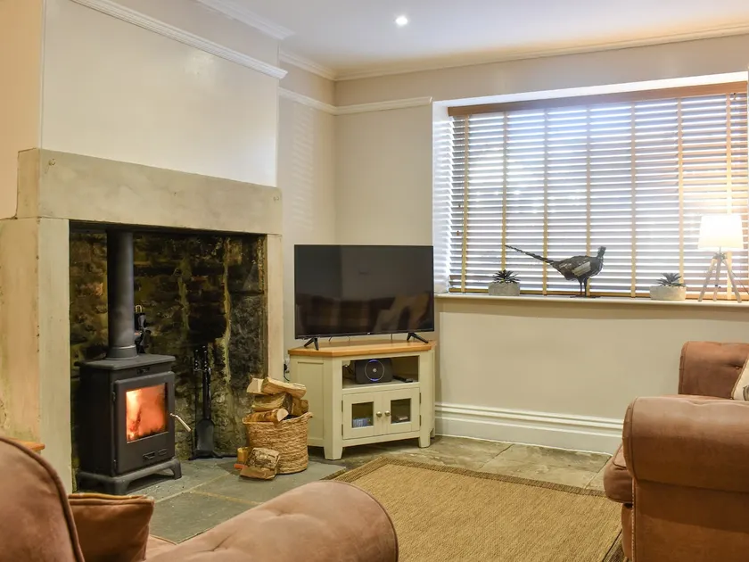 Meadow View Cottage - Image 1