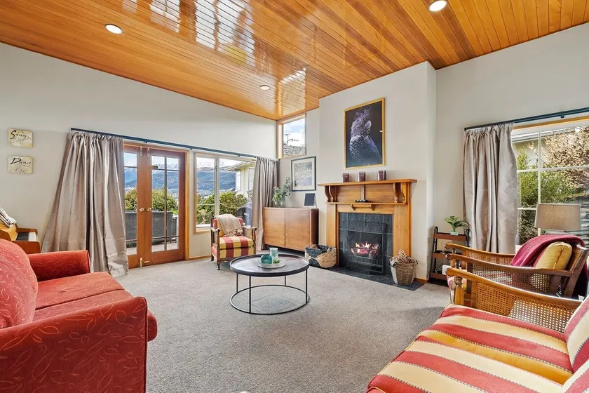 Lakeside Indulgence on Wilmot - Image 1