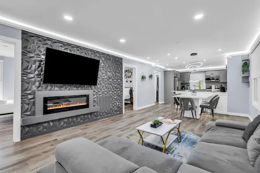 Luxury 3BR House in Charlotte - Image 1