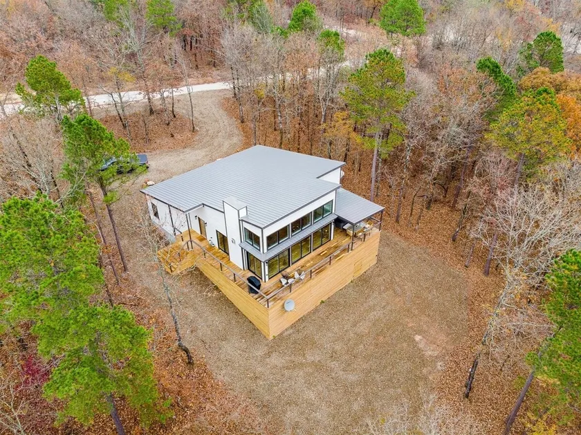 Secluded Modern Cabin w Wrap Deck & Fire Pit - Image 1