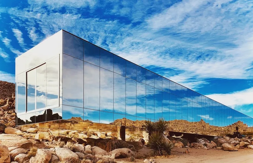 Invisible House | Desert Icon w/ Indoor Pool - Image 1