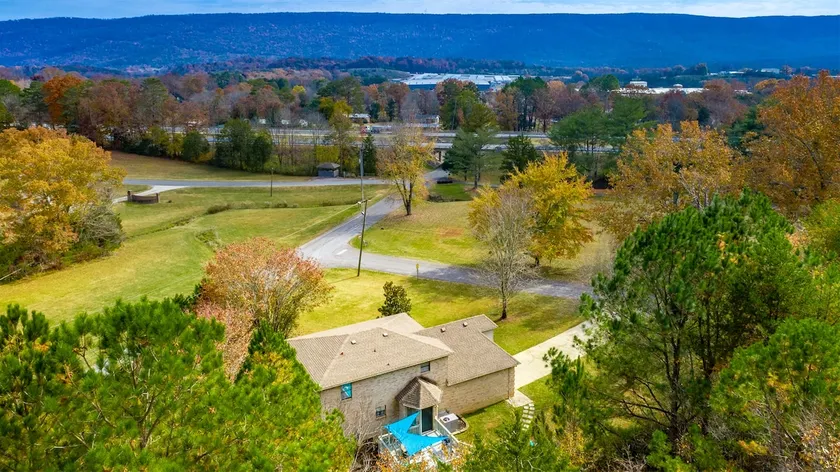 Lake Hills Landing | Family Friendly+Hot Tub - Image 1