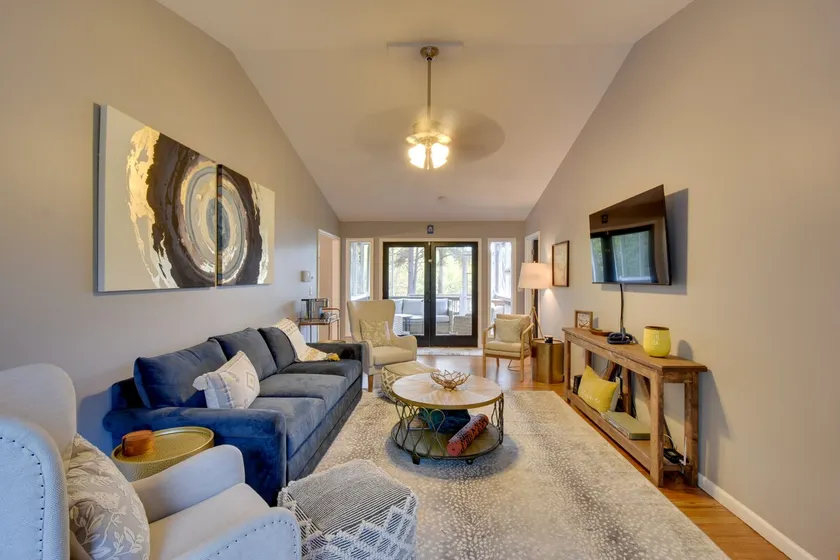 Lakefront Westminster Retreat w/ Boat Dock! - Image 1