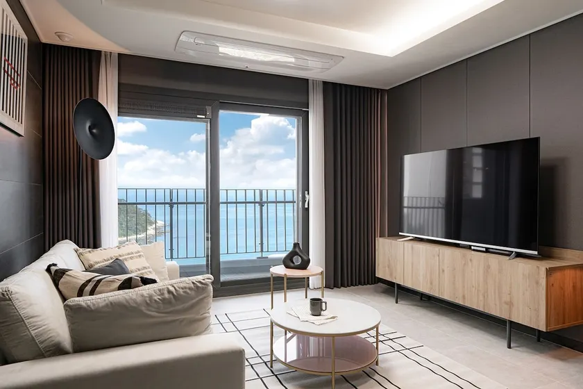 #Two-room healing accommodation with a view of the sea with your loving family - Image 1
