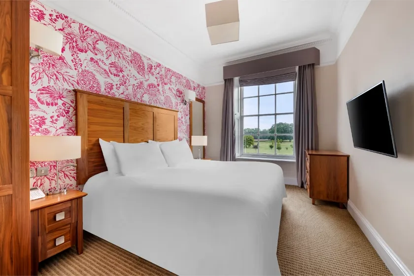 2-Bed Apartment | Countryside Resort | Sleeps 6 - Image 1