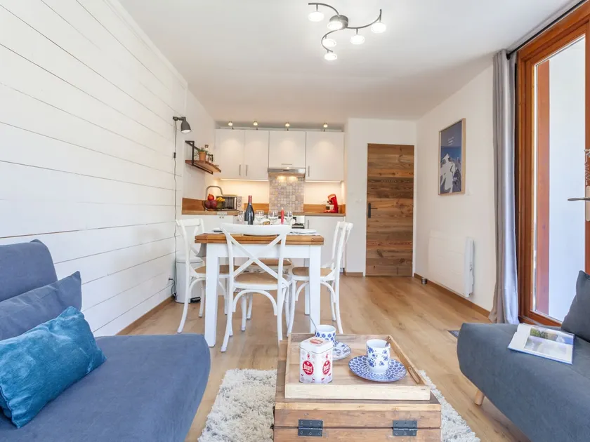 Apartment Savoy - Lavachet by Interhome - Image 1