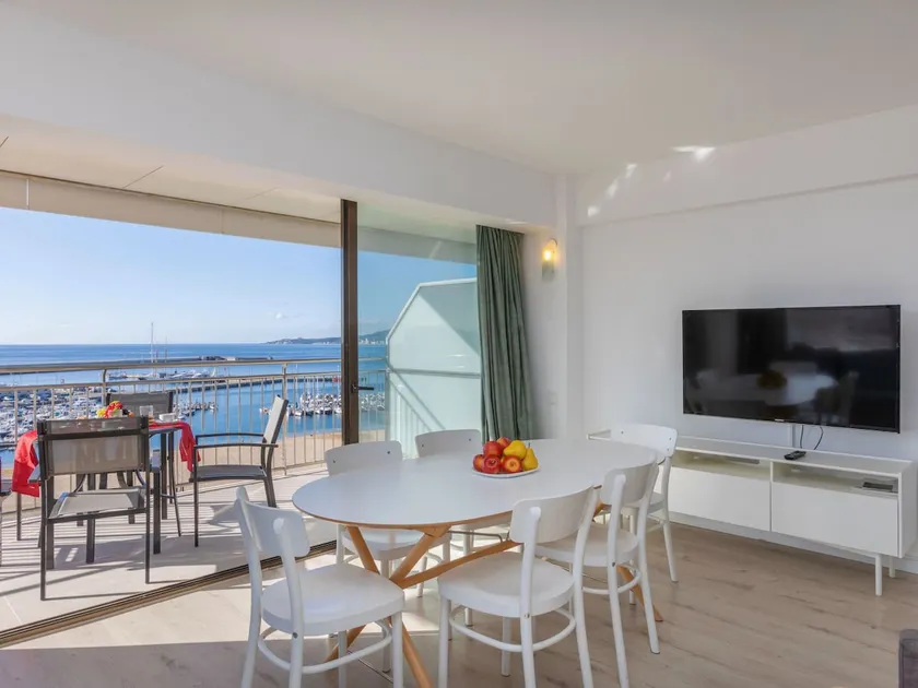 Apartment Jaume II-2 by Interhome - Image 1