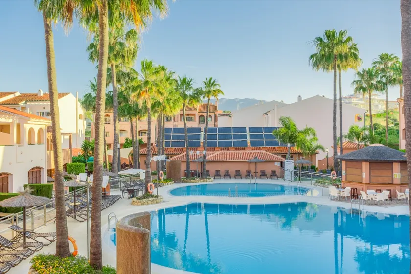 Bright 1-Bed Apartment | Costa del Sol | Sleeps 4 - Image 1