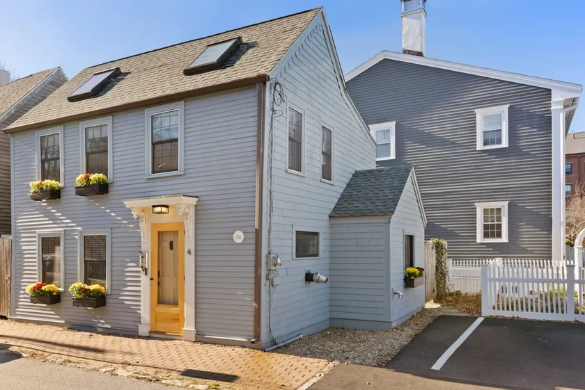 Circa 1789 Historic South End Downtown Home - Image 1