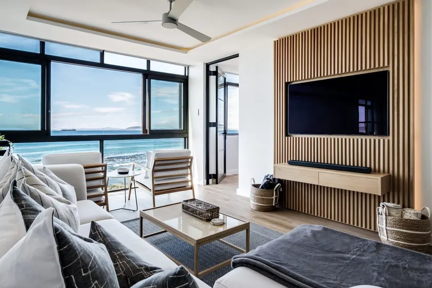 Magical Apartment w/Uninterrupted Ocean Views (Mou - Image 1