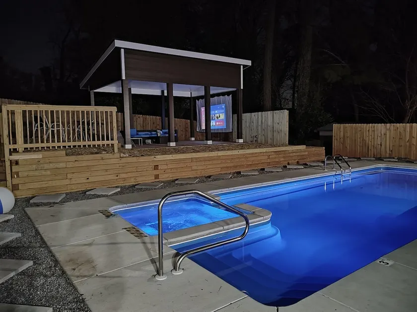 Rare+Heated Pool & Spa+Near Downtown - Image 1