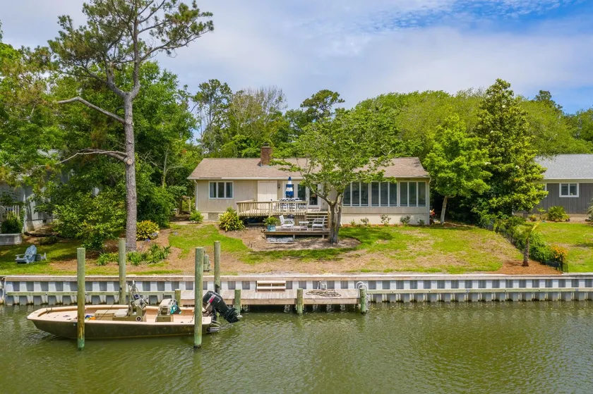 Dock Holiday! with Boat Dock & Pet Friendly - Image 1