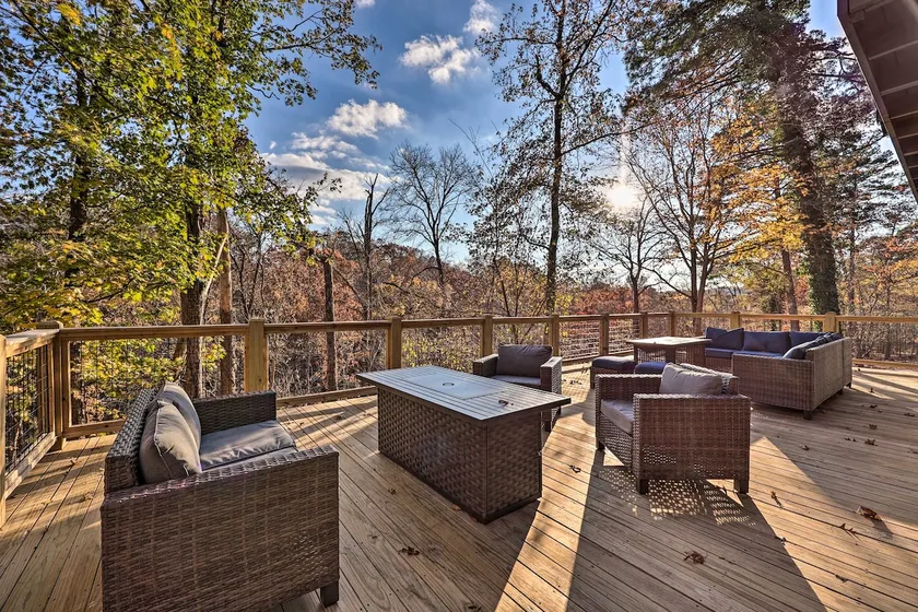 Hike, Bike & Unwind: Bella Vista Family Home! - Image 1