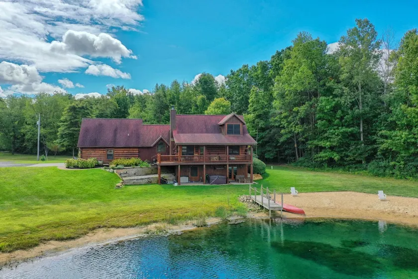 11 Acre Woods - fishing/swimming pond - hot tub - Image 1