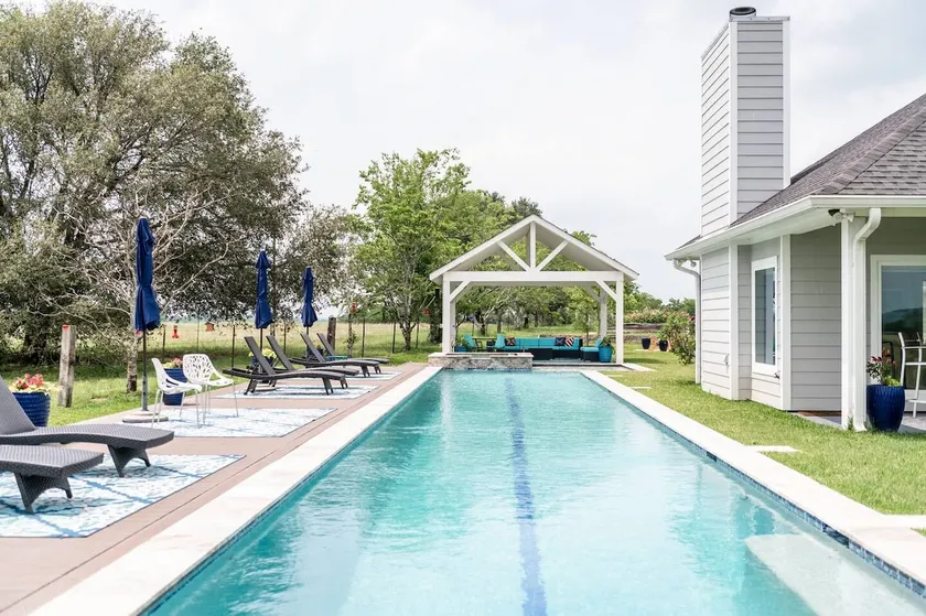 Luxury Burton Escape | Pickleball + Pool + Hot Tub - Image 1