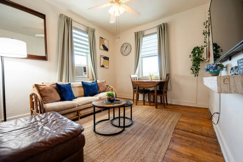 Historic Downtown 1BR • Perfect Location - Image 1