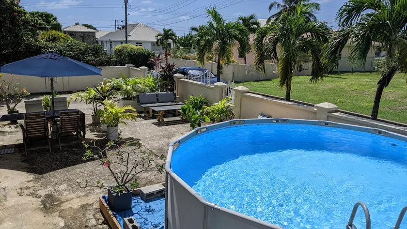 Improved! Stylish 2 bedrooms with pool 5 min beach - Image 1