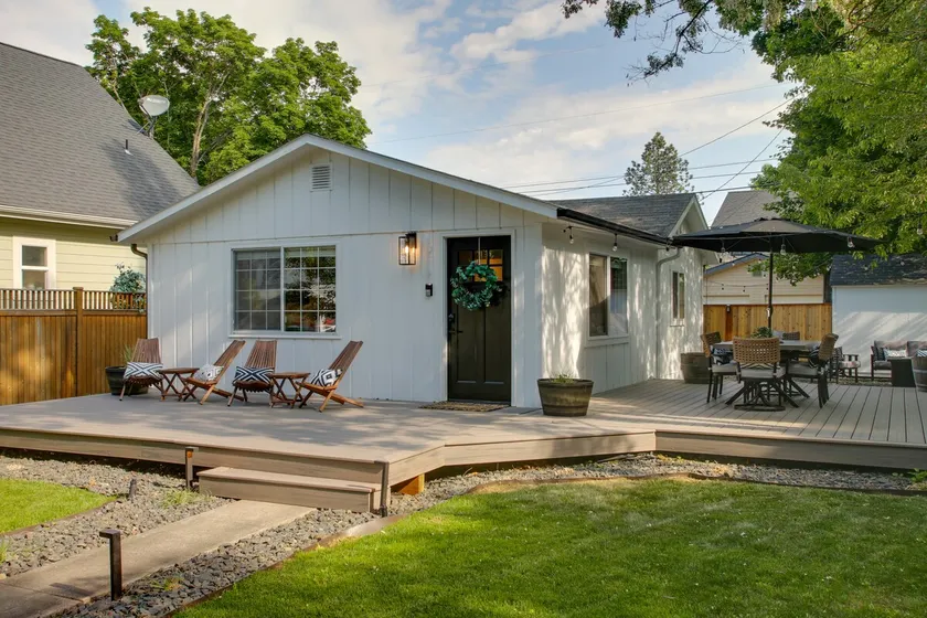 Cozy Coeur d'Alene Getaway w/ Fire Pit, Near Dtwn - Image 1