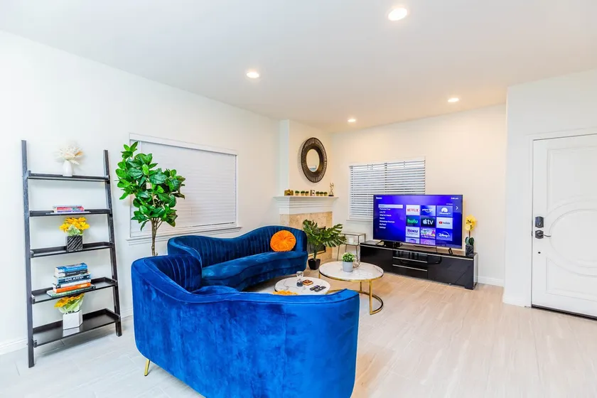 Newly Remodeled Retreat | 2 Suites + Workspace - Image 1