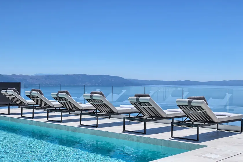 Villa Ultima with sea view, private pool, jacuzzi, gym and sauna - Image 1