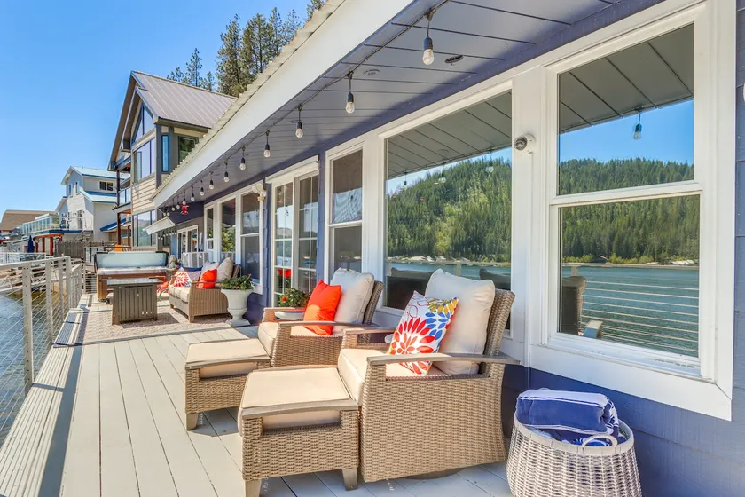 Private Hot Tub: Deer Lake Home w/ Dock Access! - Image 1