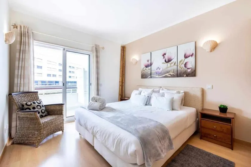 IM On Marina Flat - Image 1