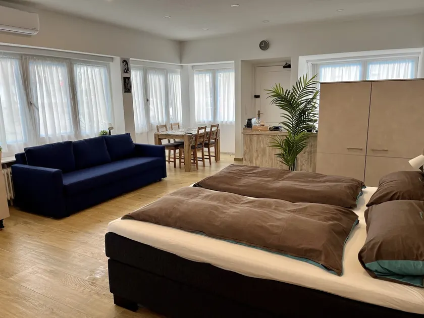 Apartment with 2 bathrooms / Smart TV - Image 1