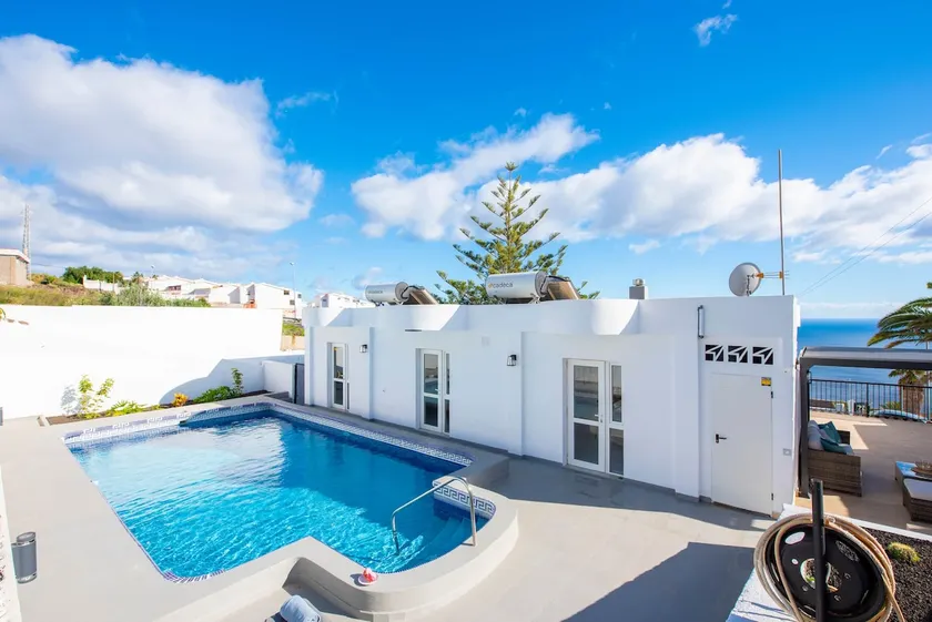 Villa Verode - Private Heated Saltwater Pool - Image 1