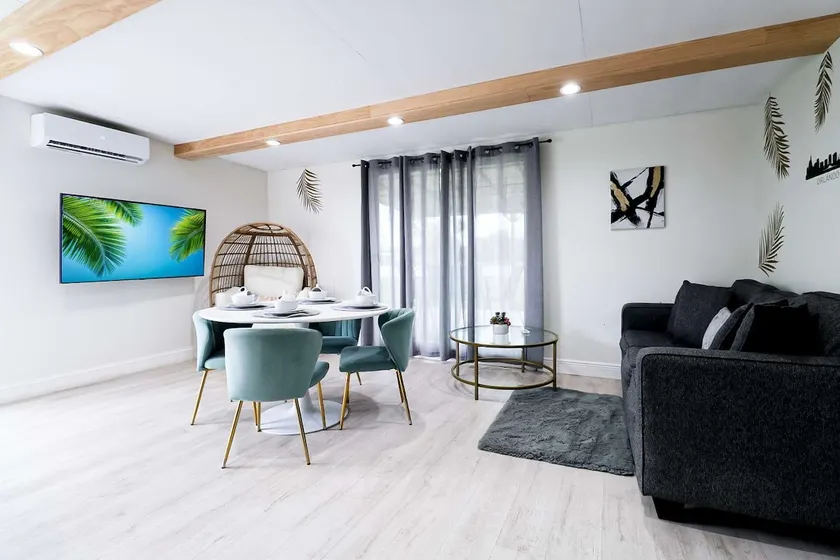 *NrDisney&Universal*NewlyRenovated*LakeFront*APT - Image 1
