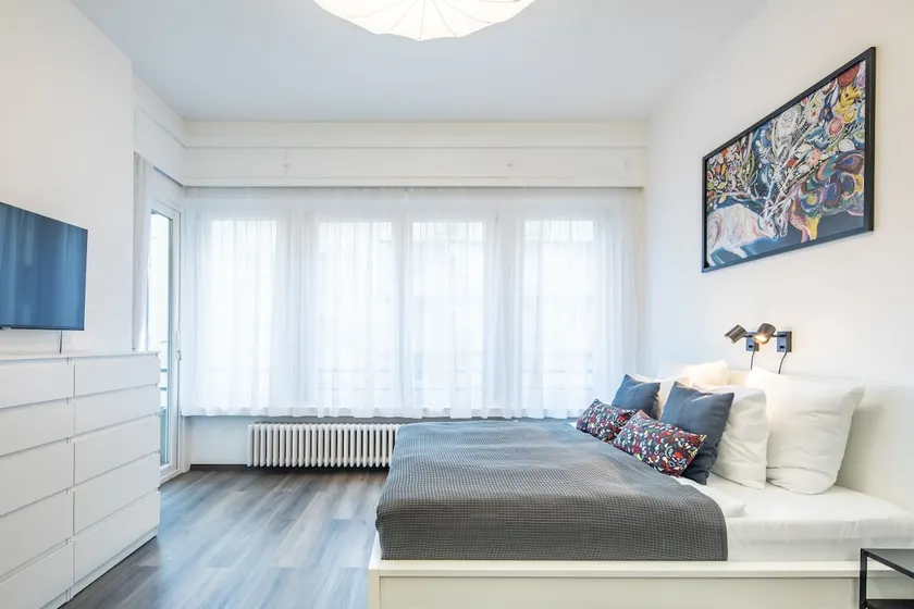 Spacious, unique Buda Home - Image 1