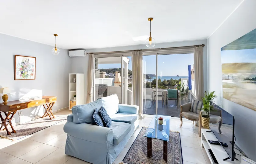 Sea View Townhouse a Salema - Image 1