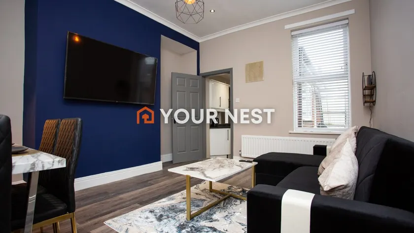 Modern Interior Spacious Four Bedroom Apartment - Image 1