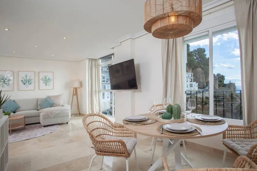 NEW! Renovated flat in Mijas - Image 1