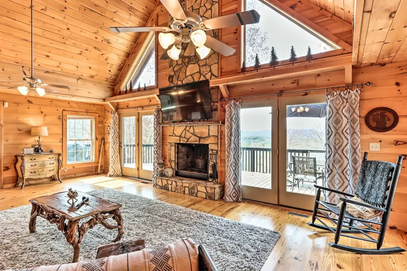 Deck & Game Room: Blue Ridge Mountain Cabin! - Image 1